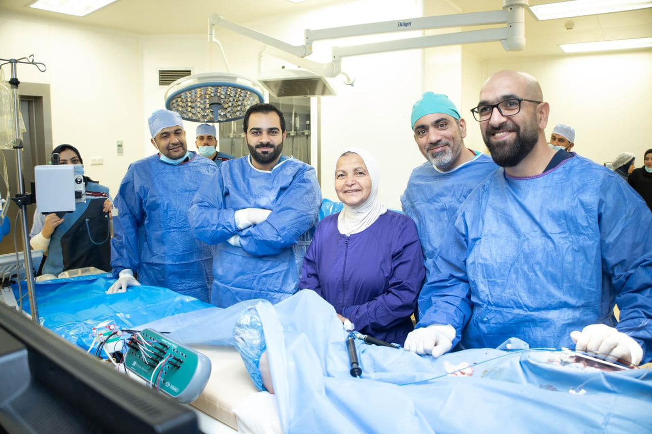 أطباء متخصصون